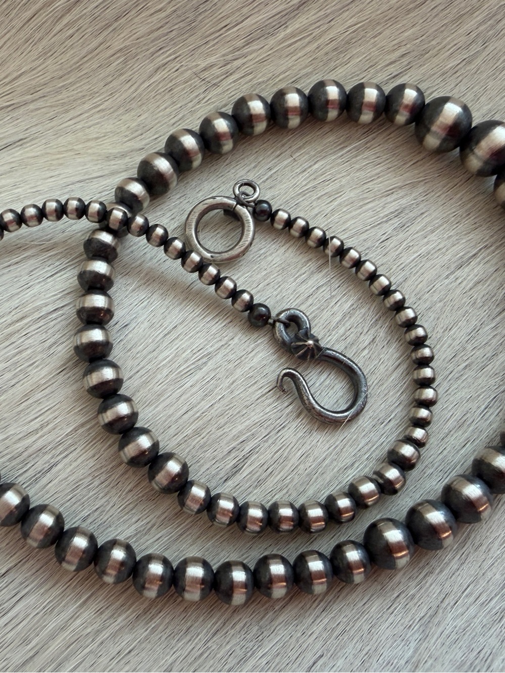 ❤️ 16” 3mm to 8mm Graduated Desert Pearls Navajo Beads Necklace Sterling Unisex - Picture 6 of 8